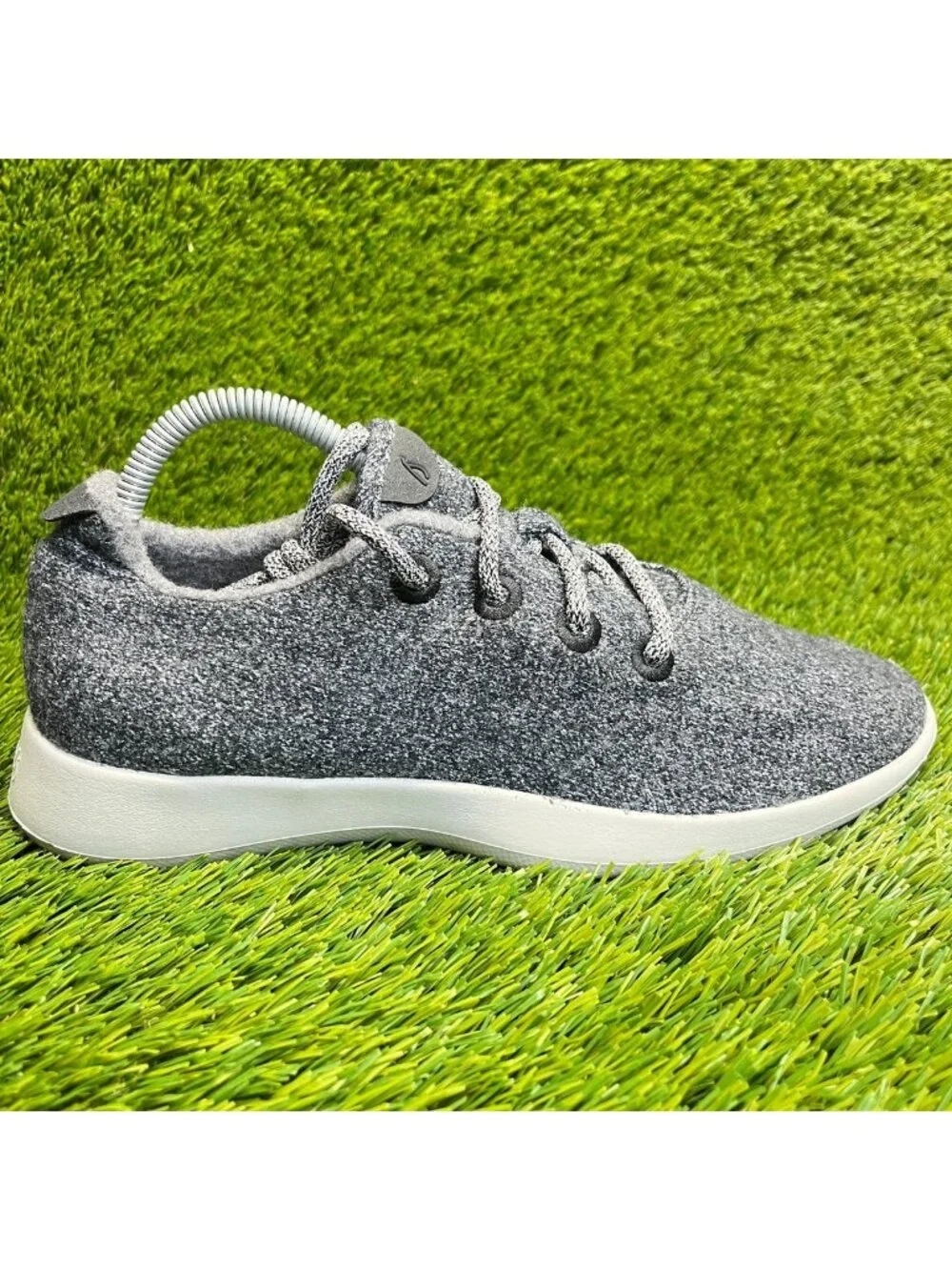 Allbirds Wool Runners Mens Size 9 Gray White Athletic Walking Shoes Sneakers